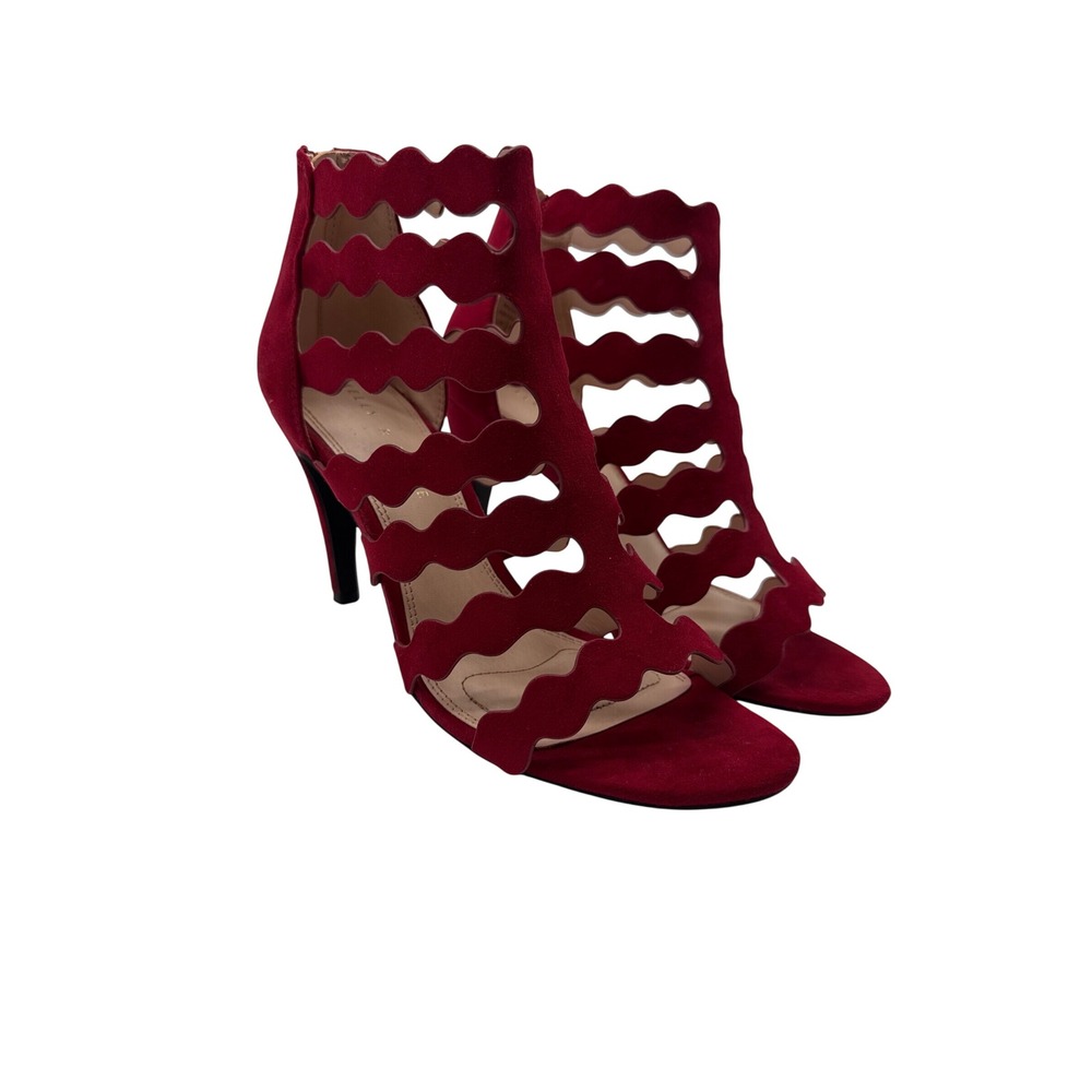Kelly & Katie Zilama Heels Womens 8 Red Excellent Scalloped Suede Cage Sandals